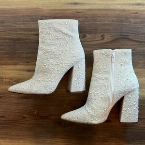 Steve Madden White Pearl Boots